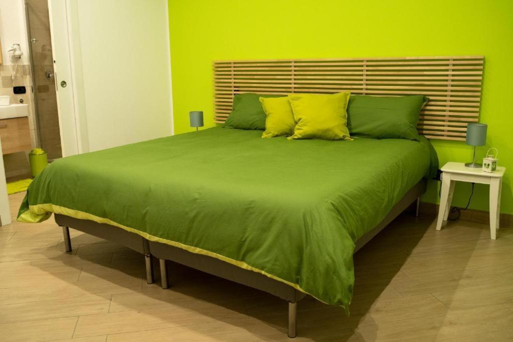 Angel'S House Apartment Napoli Bagian luar foto